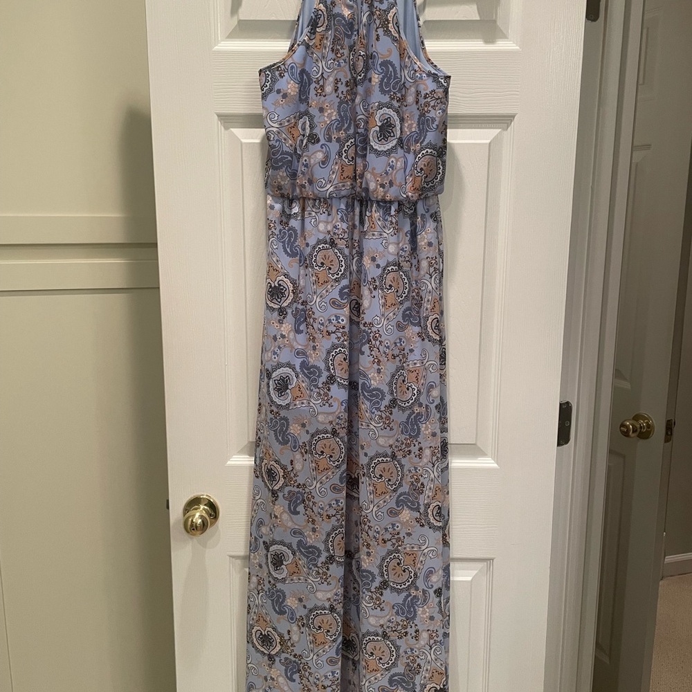 Dress - Picture 2 of 7